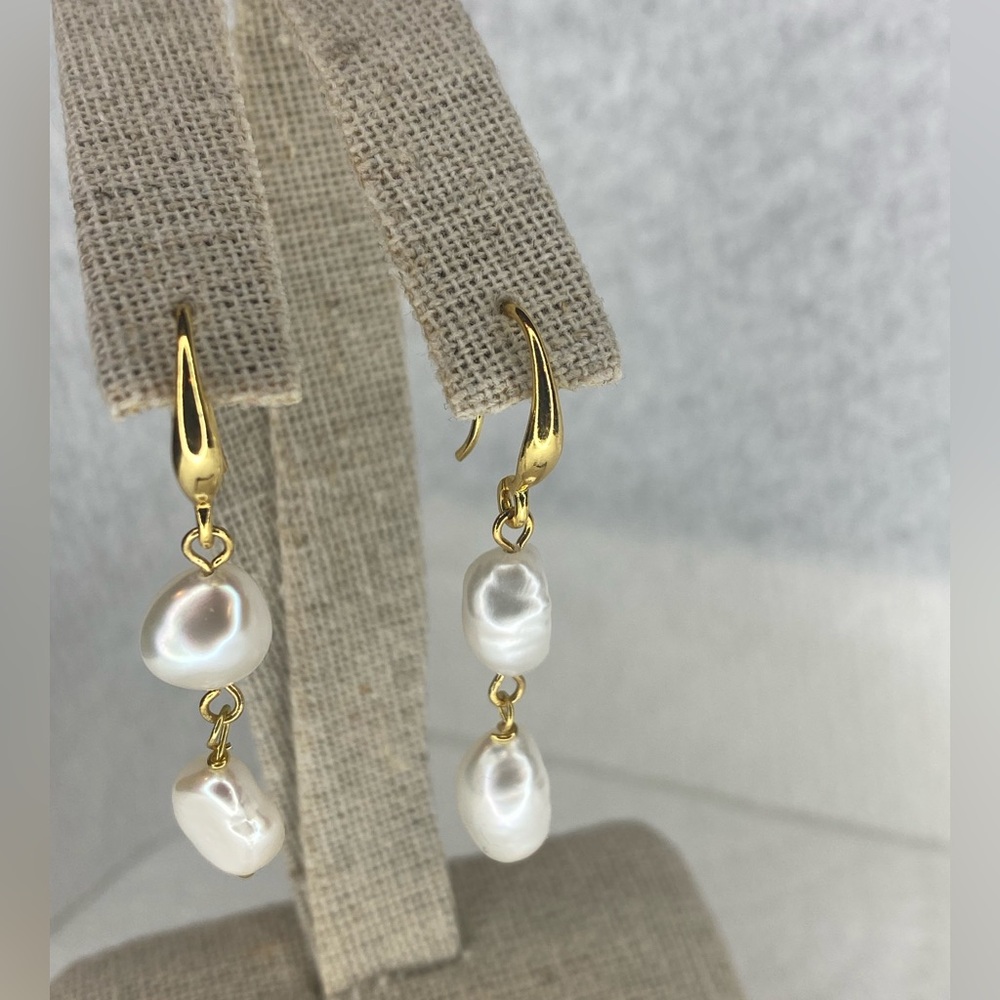🔥Genuine 18K Gold over vintage Brass | Natural Baroque Pearls Earrings - Picture 3 of 8